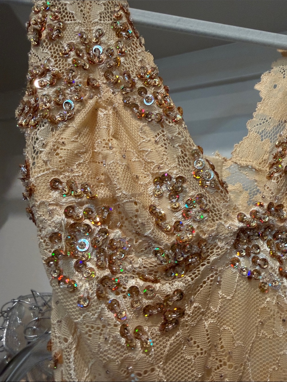 bebe Sequin y2K Crop Top - Picture 2 of 5